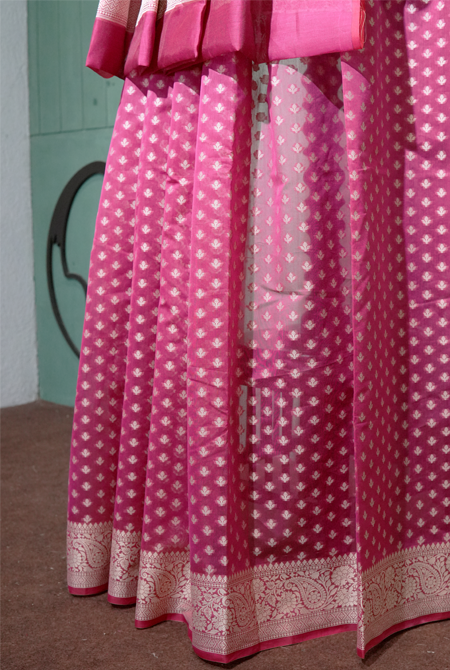 Ranni banarasi cotton butti border saree